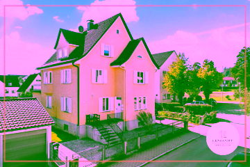 *Viel Platz**Zweifamilienhaus in super Lage von Krumbach**, 86381 Krumbach (Schwaben), Zweifamilienhaus